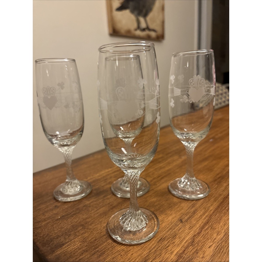 Irish Eamon‎ Glass CLADDAGH Champagne Flutes - Set Of 4 - Signed